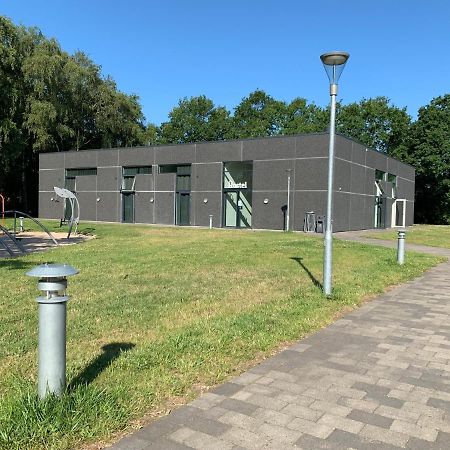 Hostel Bronderslev Bagian luar foto
