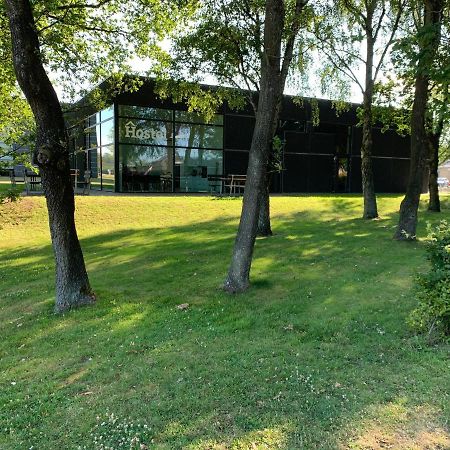 Hostel Bronderslev Bagian luar foto