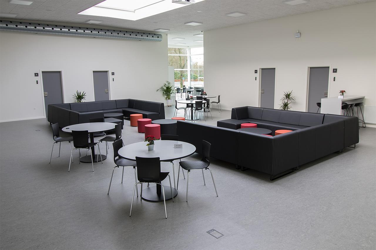 Hostel Bronderslev Bagian luar foto
