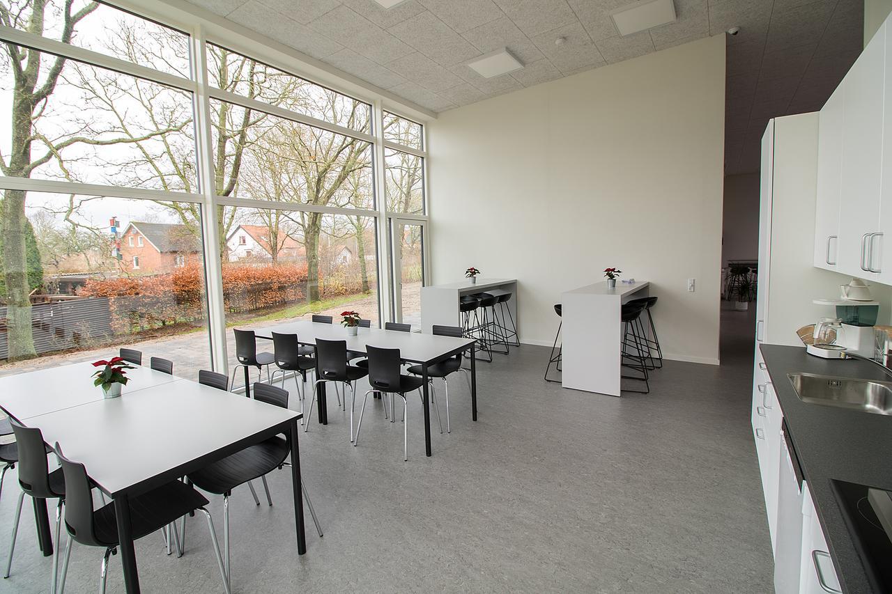 Hostel Bronderslev Bagian luar foto