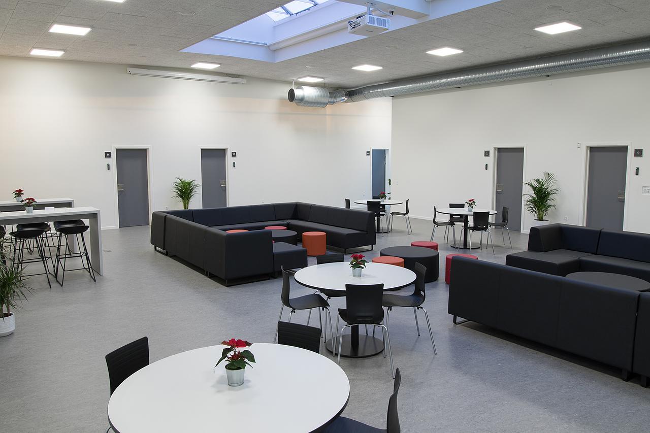 Hostel Bronderslev Bagian luar foto